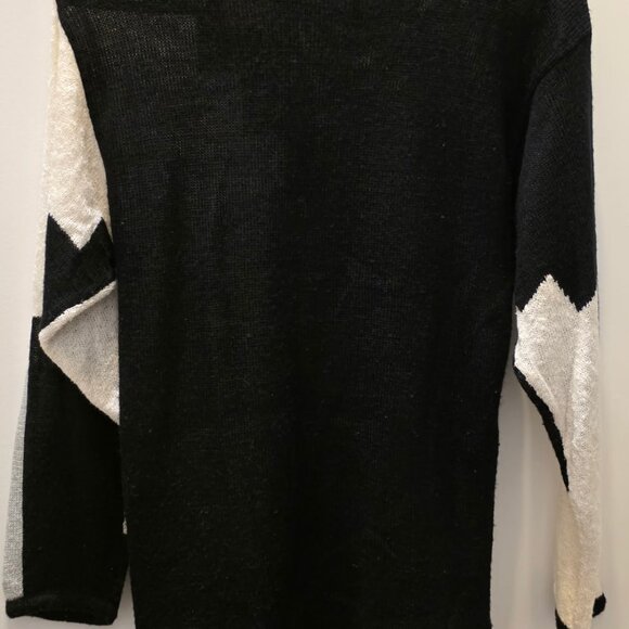 Black, White , and Silver sweater - Picture 3 of 4